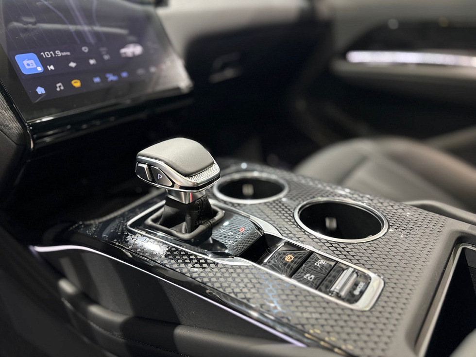 Hongqi HS3 Делюкс, черный