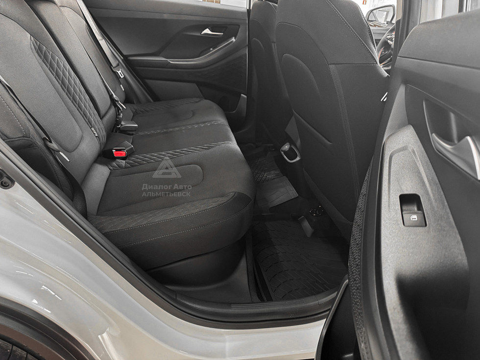 Solaris HC Lifestyle, белый