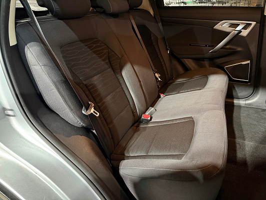 Geely Atlas, 2019 года, пробег 151500 км