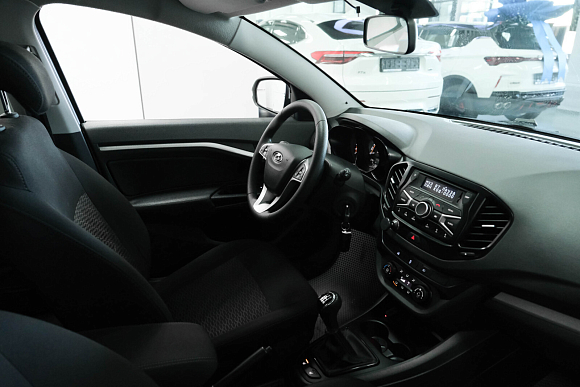 Lada (ВАЗ) Vesta Comfort, 2020 года, пробег 99000 км