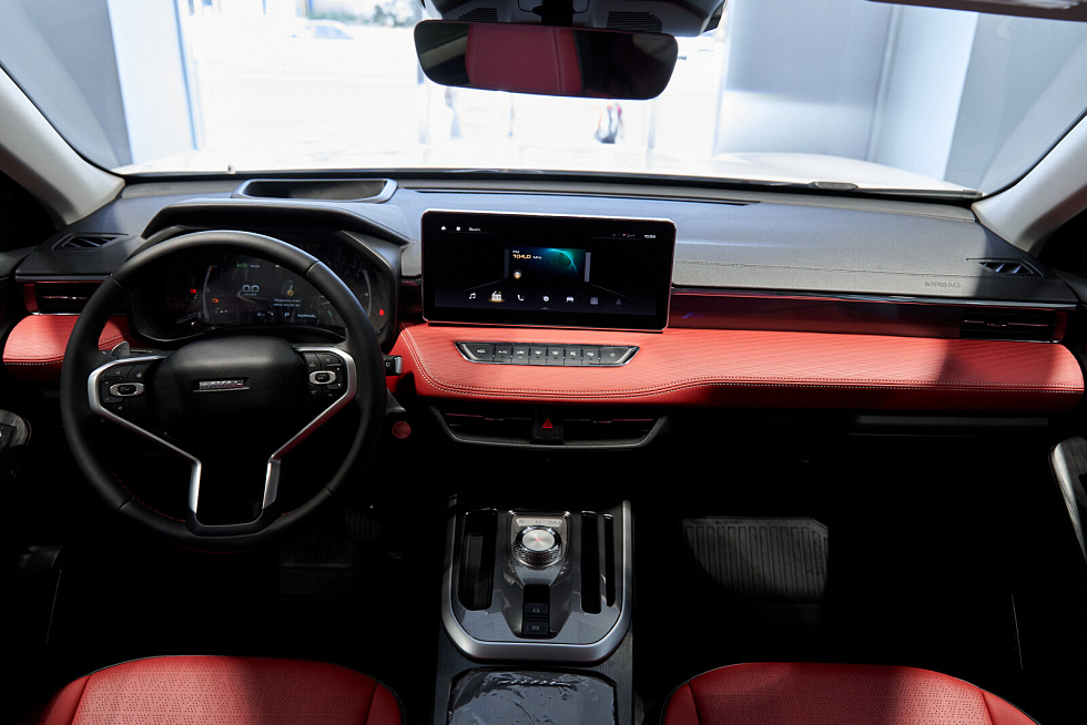 Haval Jolion Техно, белый