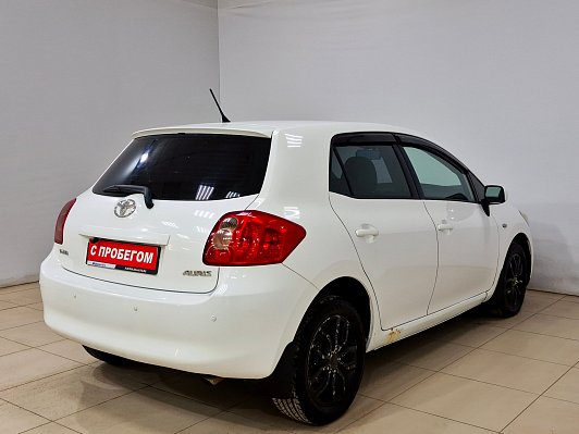 Toyota Auris, 2009 года, пробег 237715 км
