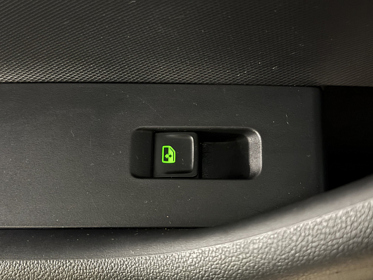 Skoda Rapid Hockey Edition Active, 2018 года, пробег 83536 км