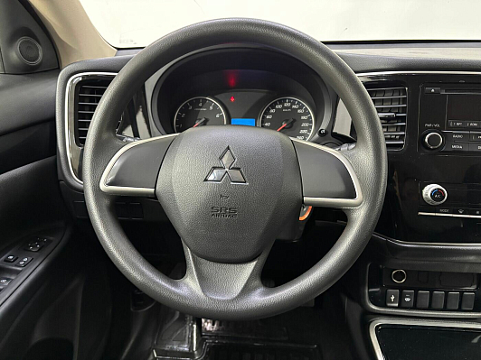 Mitsubishi Outlander Inform, 2020 года, пробег 90700 км