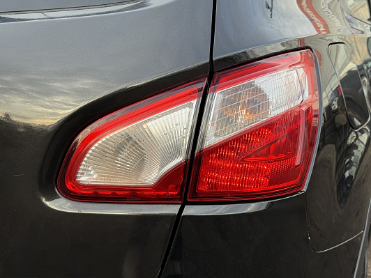 Nissan Qashqai LE+, 2012 года, пробег 249045 км