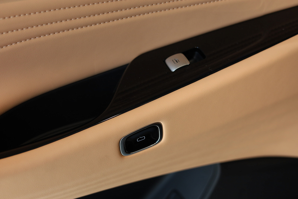 Jaecoo J8 Supreme, серый