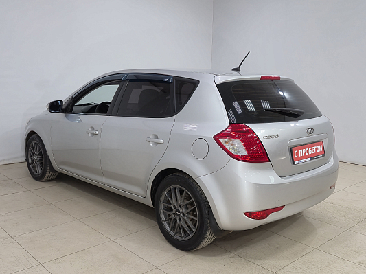 Kia Ceed, 2012 года, пробег 232905 км