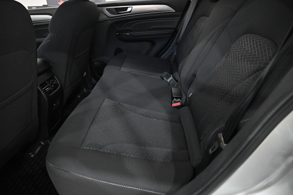 Haval M6 Старт, серебряный