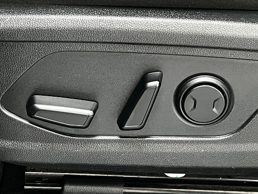 Kia Sorento Prestige, 2023 года, пробег 50000 км