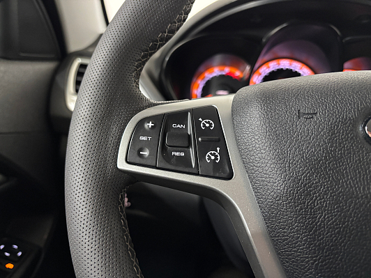 Lada (ВАЗ) Vesta Luxe Multimedia, 2022 года, пробег 37565 км
