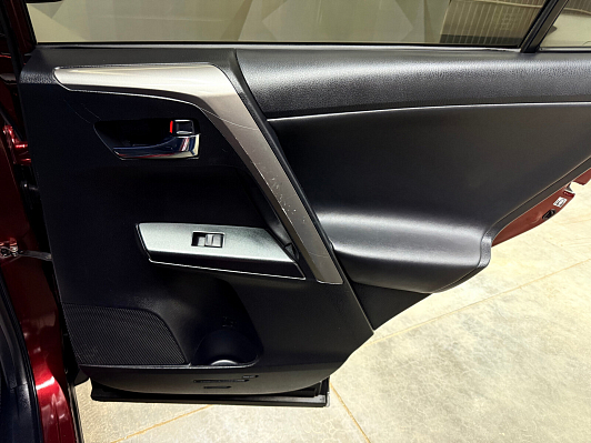 Toyota RAV4, 2016 года, пробег 150034 км