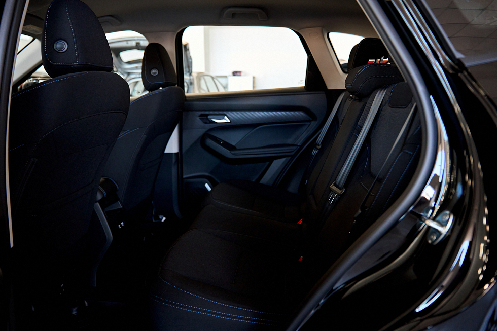 Haval Jolion Премиум, черный
