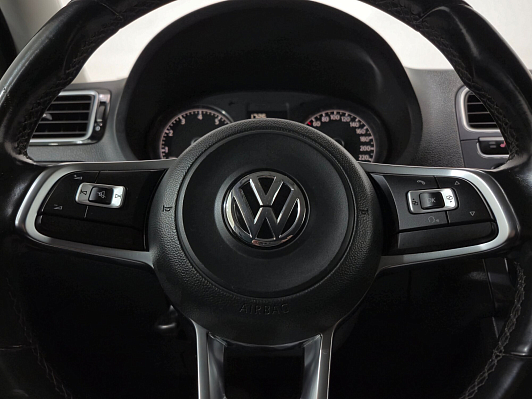 Volkswagen Polo Drive, 2018 года, пробег 131136 км