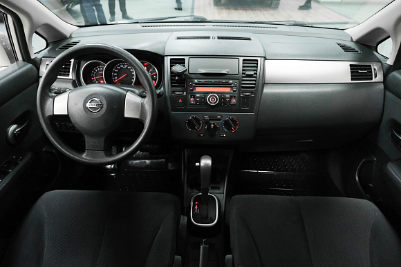 Nissan Tiida, 2012 года, пробег 102709 км