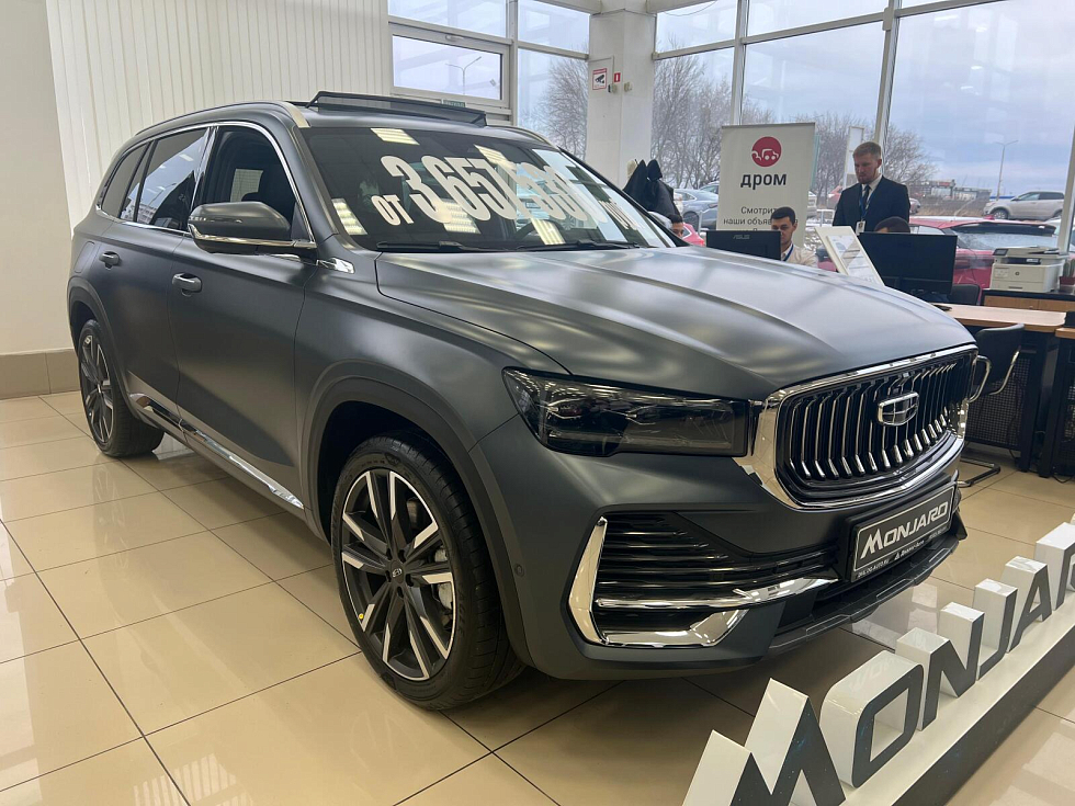 Geely Monjaro Flagship SE, черный