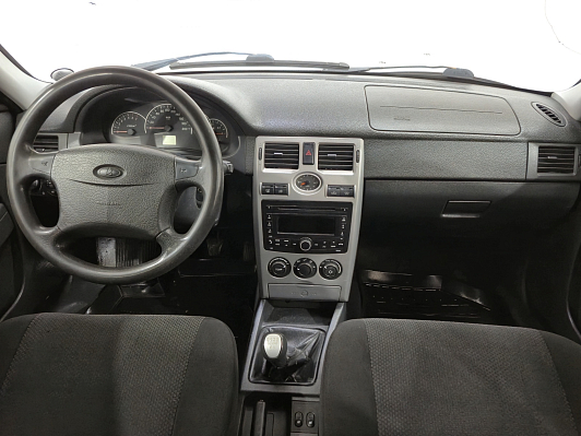 Lada (ВАЗ) Priora Люкс, 2012 года, пробег 177287 км