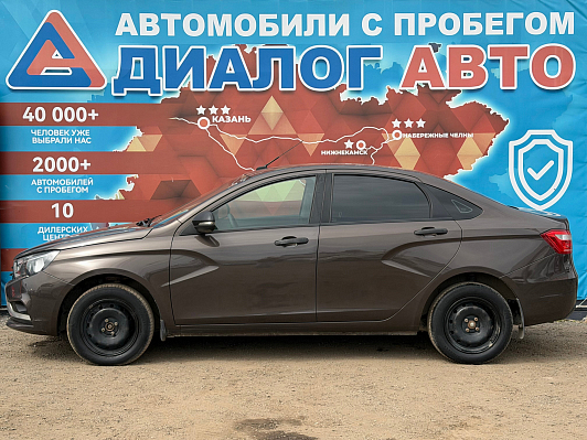 Lada (ВАЗ) Vesta Luxe, 2017 года, пробег 133000 км