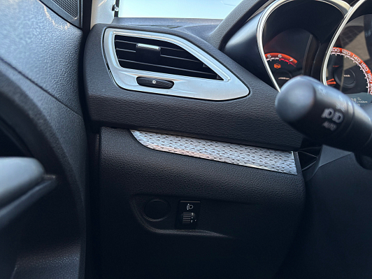 Lada (ВАЗ) Vesta Luxe Multimedia, 2019 года, пробег 88910 км