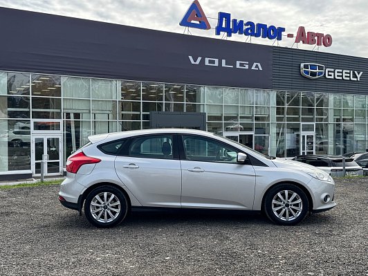 Ford Focus Trend, 2011 года, пробег 282648 км