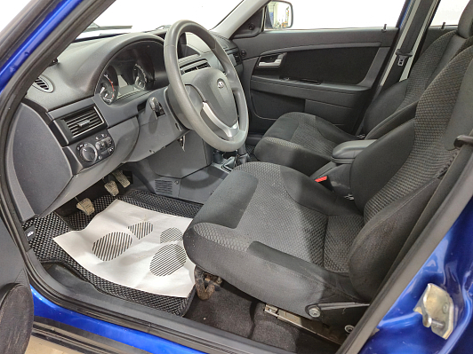Lada (ВАЗ) Priora Standard 21702-40-050, 2017 года, пробег 93540 км