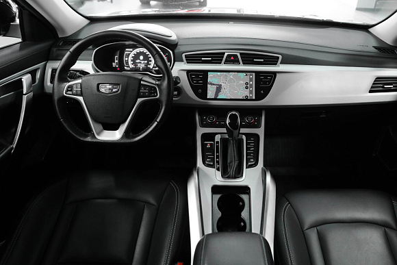 Geely Atlas Luxury, 2020 года, пробег 143663 км