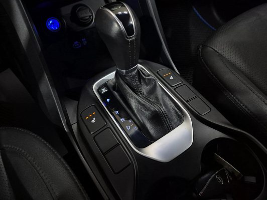 Hyundai Santa Fe, 2017 года, пробег 126179 км