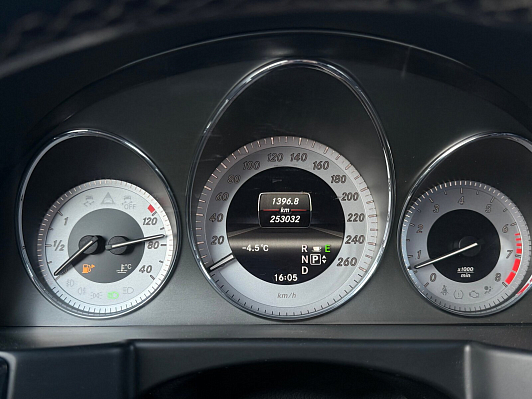 Mercedes-Benz GLK-Класс GLK 300 4MATIC Особая серия, 2012 года, пробег 252592 км