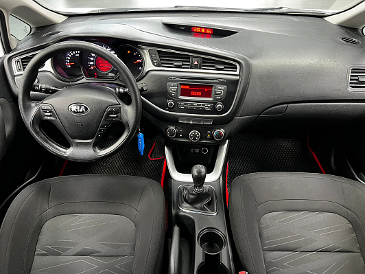 Kia Ceed Classic AC, 2015 года, пробег 143100 км