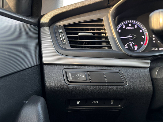 Hyundai Sonata Lifestyle, 2018 года, пробег 139708 км