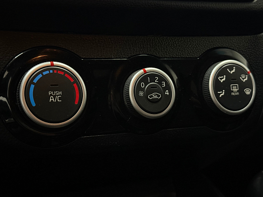 Kia Rio Luxe, 2015 года, пробег 174000 км