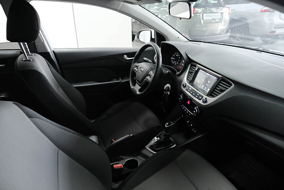 Hyundai Solaris Comfort, 2018 года, пробег 106000 км