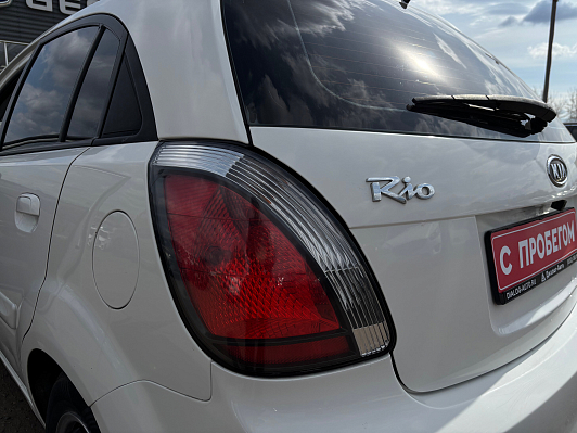 Kia Rio Luxe, 2011 года, пробег 152380 км