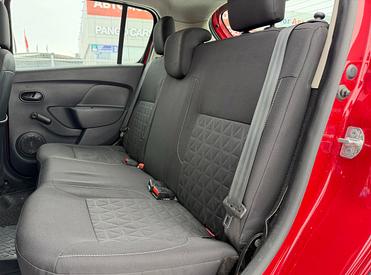 Renault Sandero Confort, 2014 года, пробег 52203 км