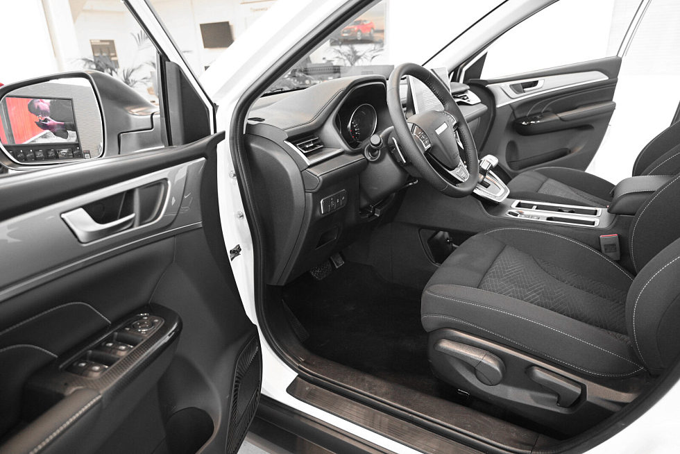 Haval M6 , белый