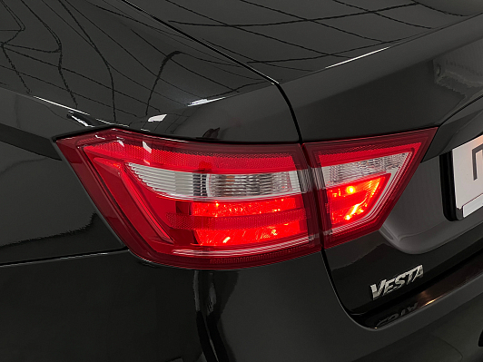 Lada (ВАЗ) Vesta Comfort, 2018 года, пробег 100000 км