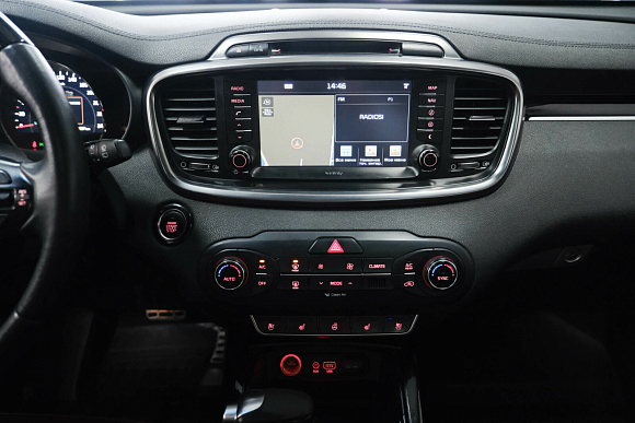 Kia Sorento Prestige, 2017 года, пробег 188925 км