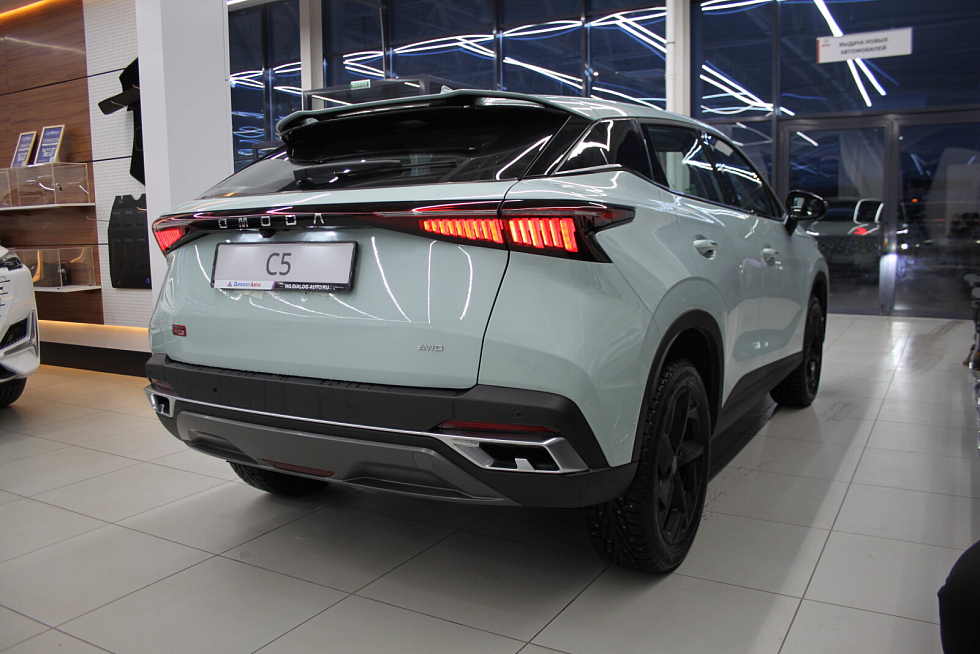 Omoda C5 Ultimate, зеленый