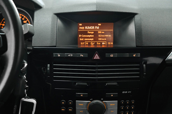 Opel Astra Cosmo, 2013 года, пробег 127000 км