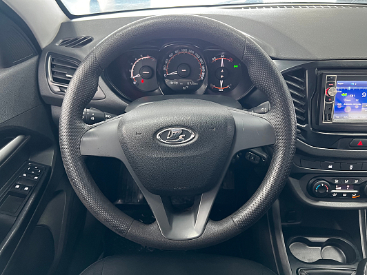 Lada (ВАЗ) Vesta 50 Anniversary, 2018 года, пробег 175000 км