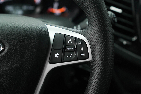 Lada (ВАЗ) Vesta Comfort, 2020 года, пробег 99000 км