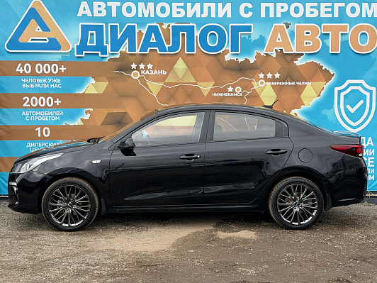 Kia Rio Luxe RED Line, 2018 года, пробег 148000 км