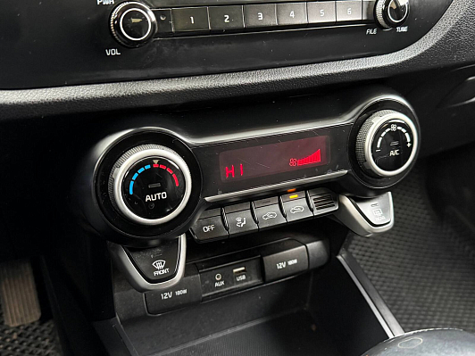 Kia Rio Luxe, 2018 года, пробег 330000 км