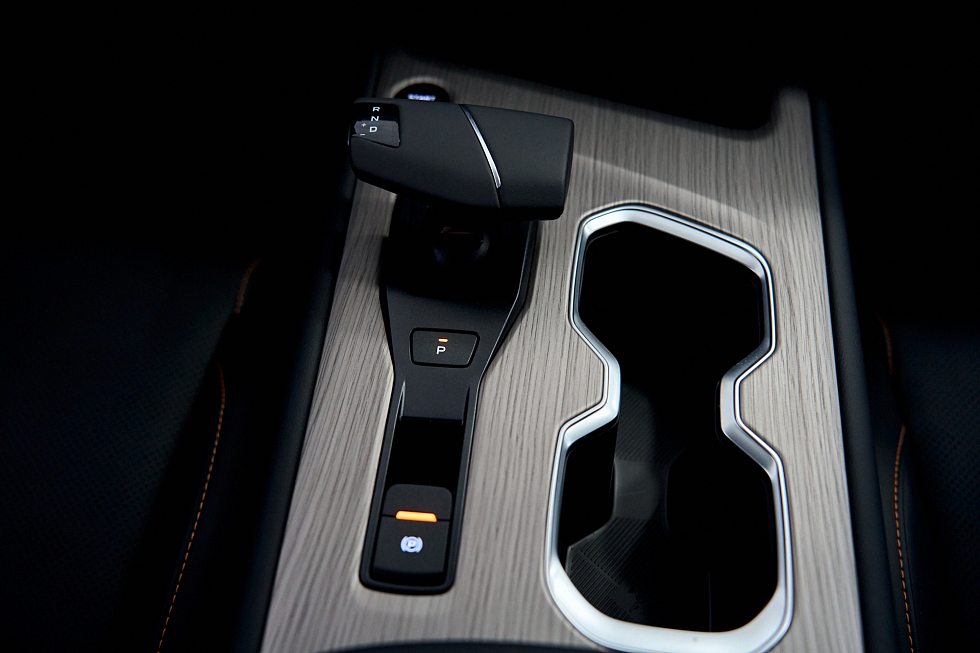 Changan CS75 Pro Техно 5 мест, черный