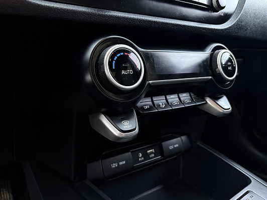 Kia Rio Luxe, 2019 года, пробег 149639 км