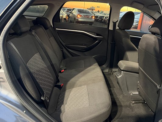 Lada (ВАЗ) Vesta Comfort, 2019 года, пробег 143800 км
