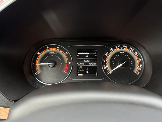 Lada (ВАЗ) Vesta Life, 2023 года, пробег 64000 км