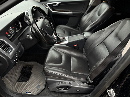 Volvo XC60 Summum, 2015 года, пробег 187400 км
