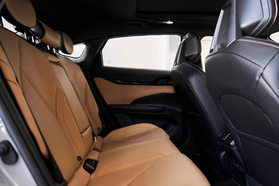 Changan UNI-V Luxe, серый