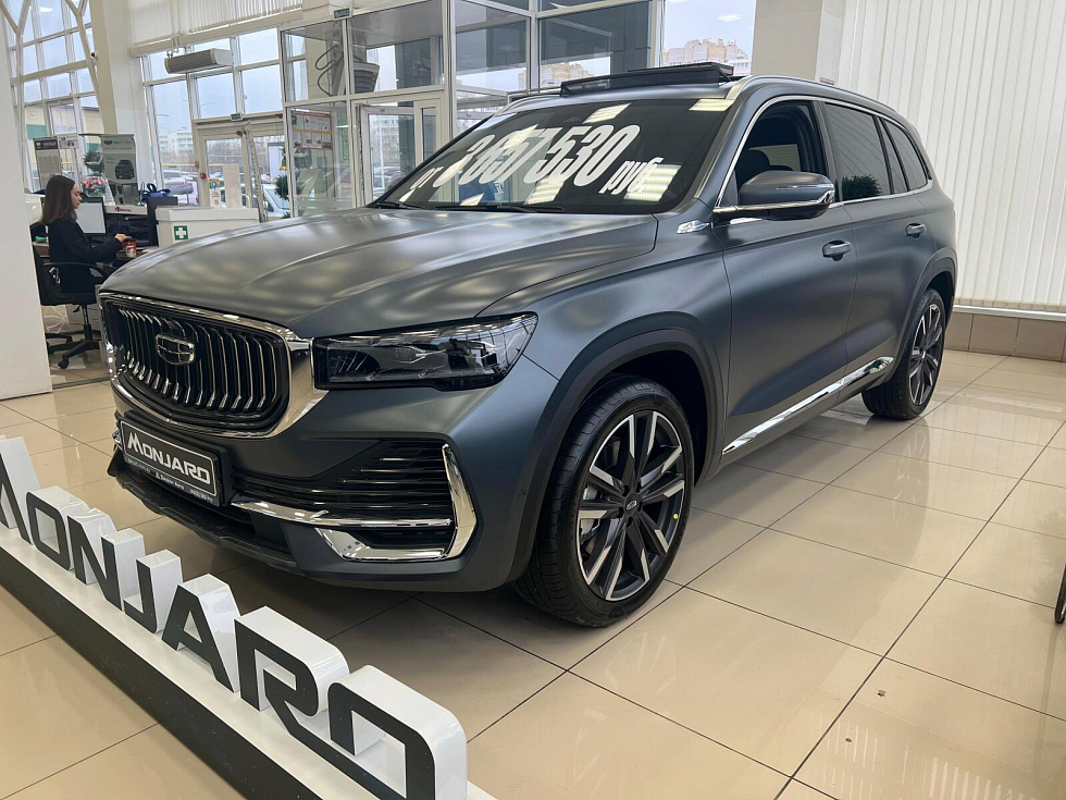 Geely Monjaro Флагман, черный