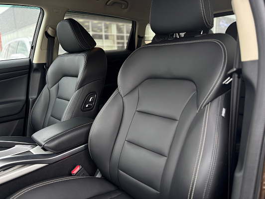 Geely Atlas Luxury, 2021 года, пробег 71600 км